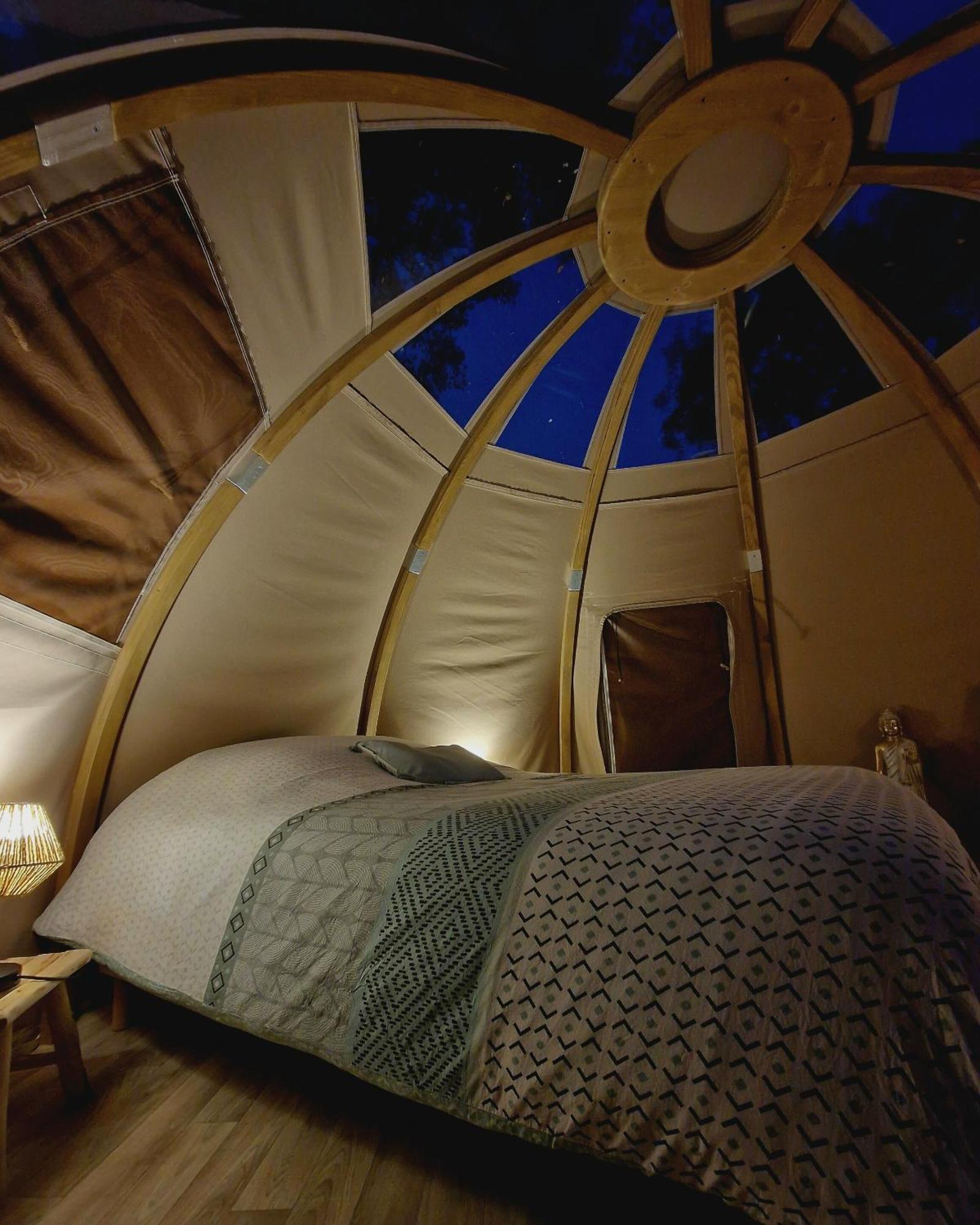 Les Nuits De Cassiopee Bed & Breakfast Sorde-l'Abbaye ห้อง รูปภาพ