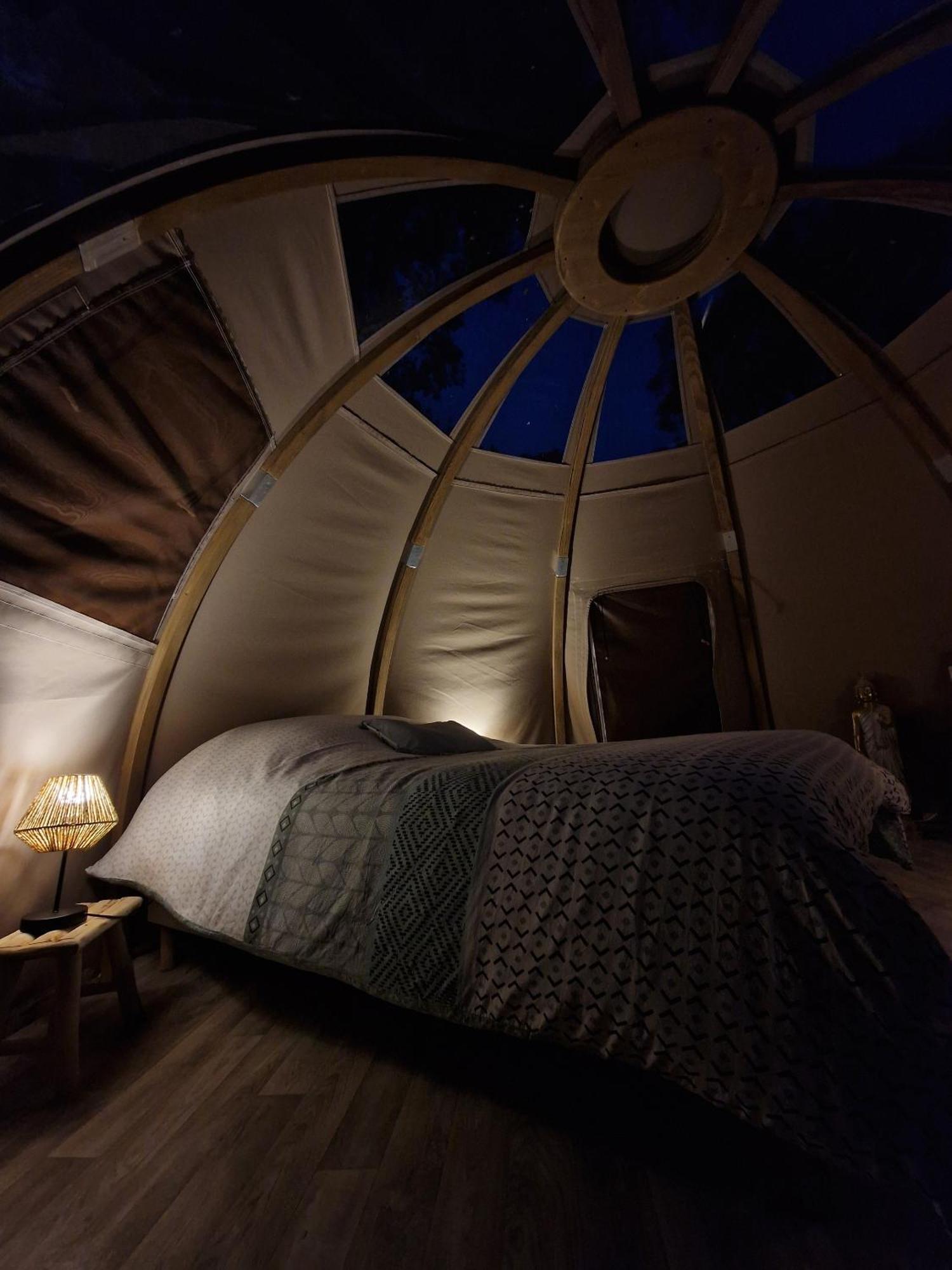 Les Nuits De Cassiopee Bed & Breakfast Sorde-l'Abbaye ห้อง รูปภาพ
