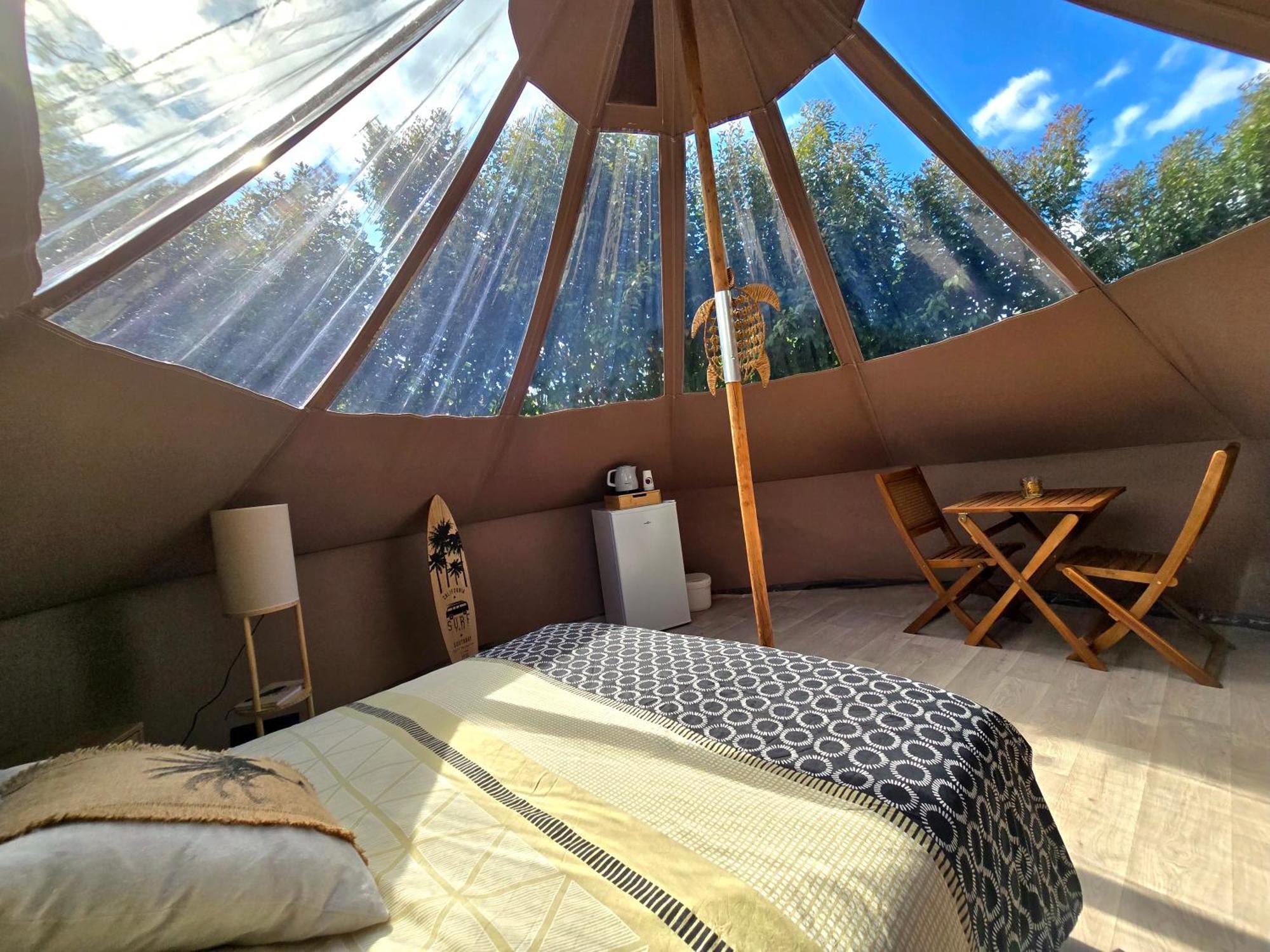Les Nuits De Cassiopee Bed & Breakfast Sorde-l'Abbaye ภายนอก รูปภาพ