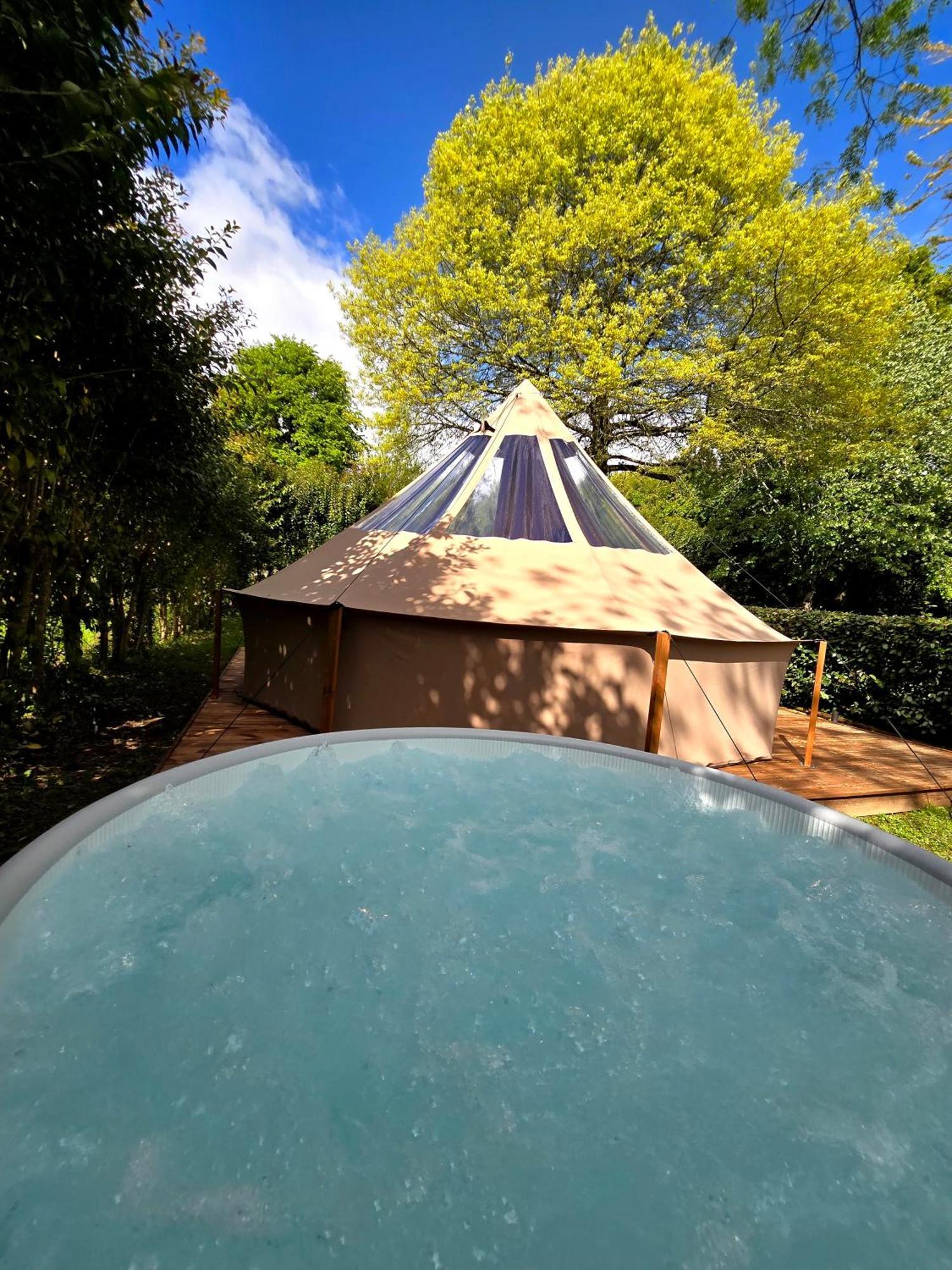 Les Nuits De Cassiopee Bed & Breakfast Sorde-l'Abbaye ภายนอก รูปภาพ