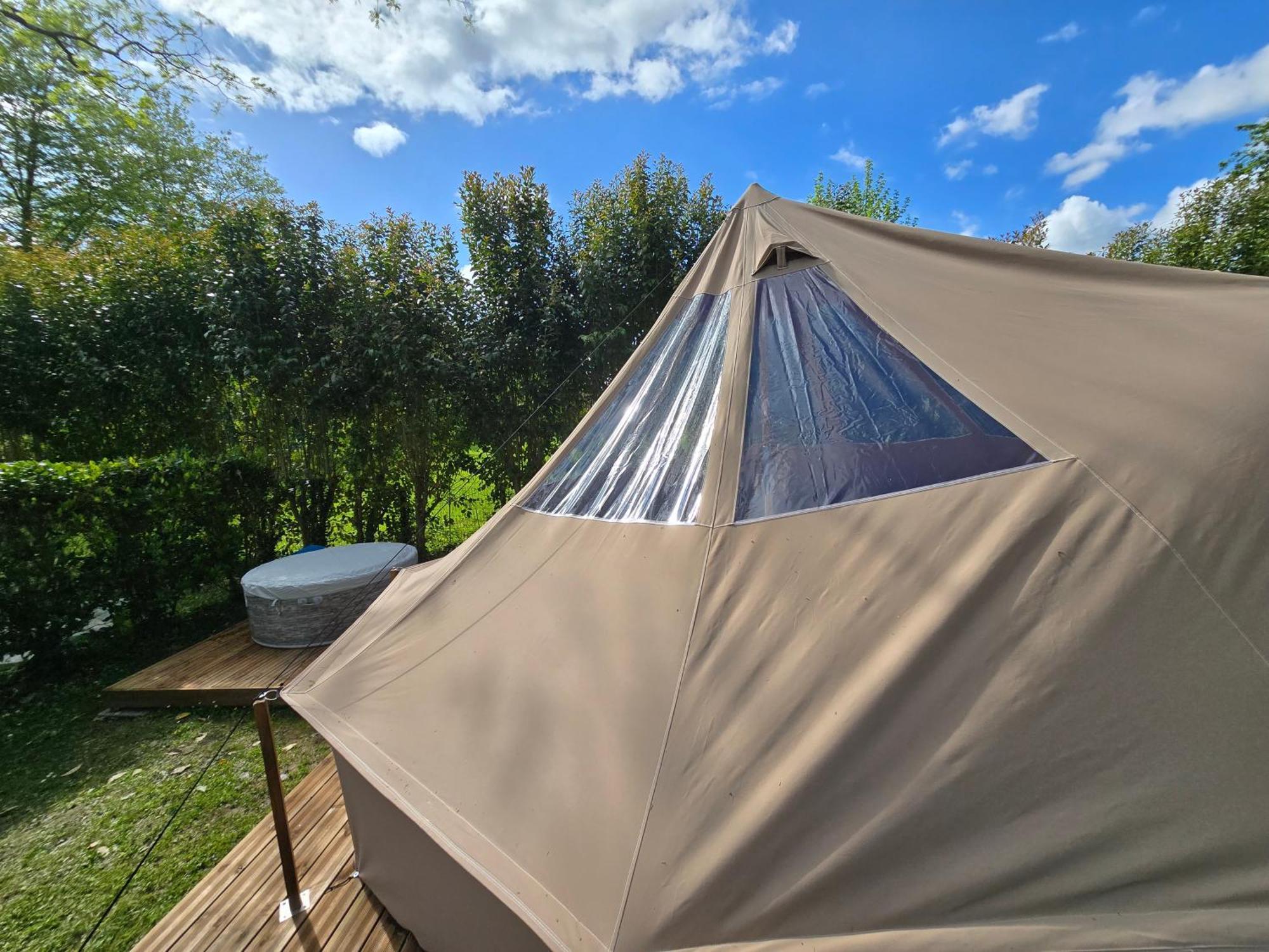 Les Nuits De Cassiopee Bed & Breakfast Sorde-l'Abbaye ภายนอก รูปภาพ